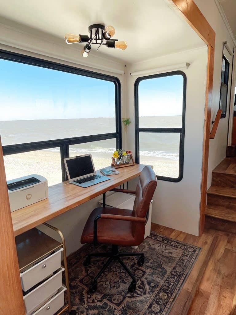 Rootless Living RV Headquarters on Wheels