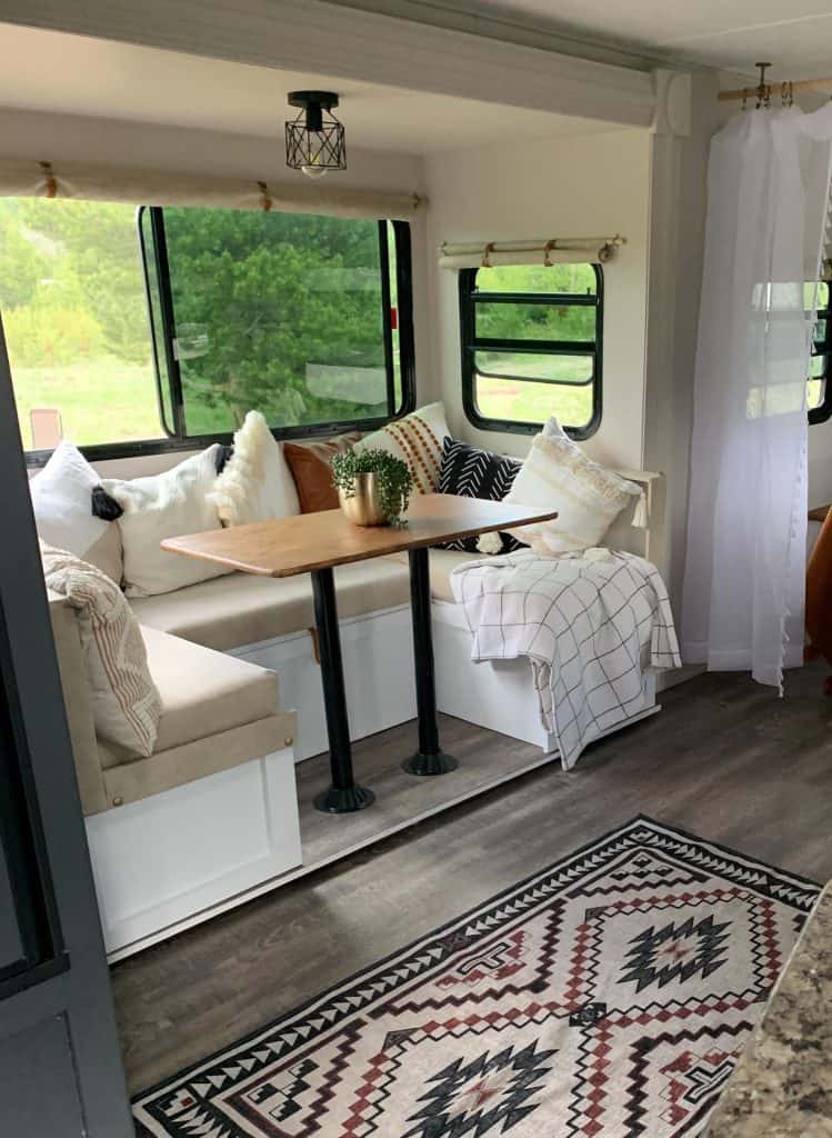 Leah's renovated RV dinette at @heads.east.tails.west